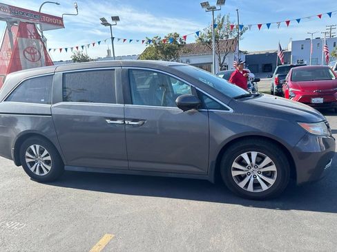 Used 2014 Honda Odyssey EX-L image 3