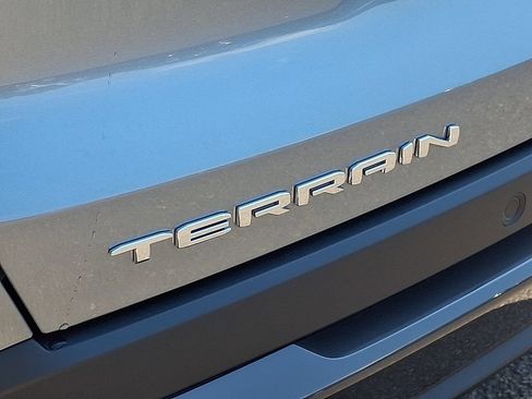 New 2027 GMC Terrain Elevation w/ Elevation Premium Package FWD image 18