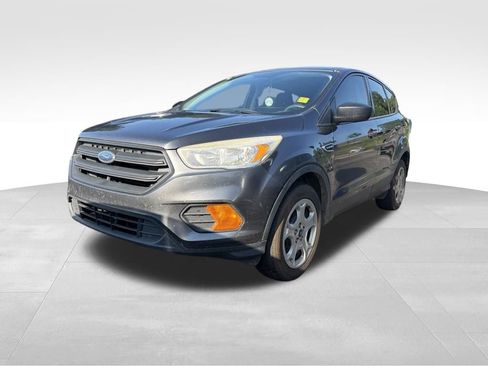 Used 2017 Ford Escape S FWD image 7