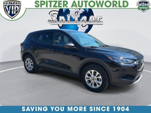 Used 2025 Ford Escape Active image 2