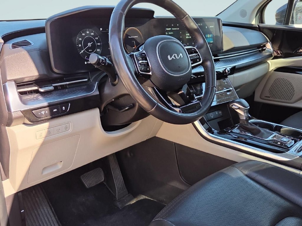 Used 2024 Kia Carnival SX Prestige FWD image 14