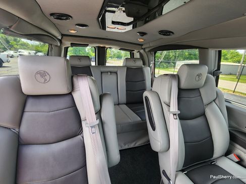 Used 2020 Chevrolet Express 2500 w/ Enhanced Convenience Package RWD image 57