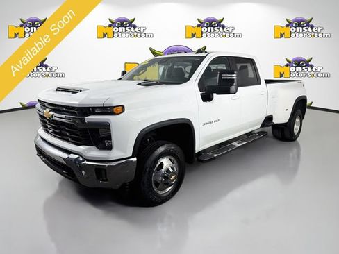 Used 2024 Chevrolet Silverado 3500 LT w/ True North Edition AWD/4WD image 1