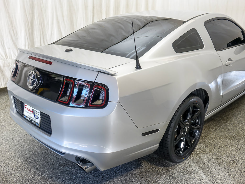 Used 2014 Ford Mustang Premium w/ Comfort Package RWD image 7
