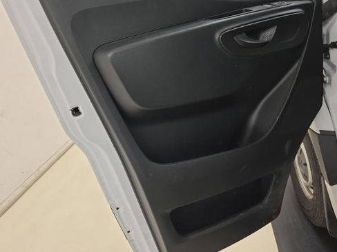 Used 2023 Mercedes-Benz Sprinter 144 Cargo image 11