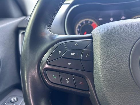 Used 2021 Jeep Cherokee Trailhawk w/ Comfort/Convenience Group image 13