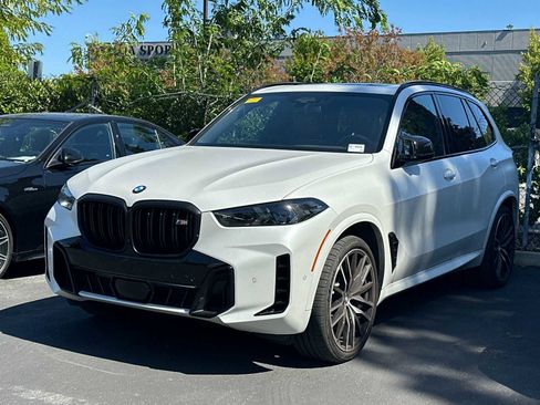 Used 2025 BMW X5 M60i AWD/4WD image 2