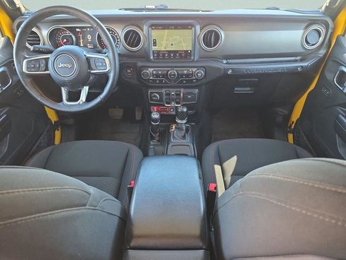 Used 2018 Jeep Wrangler Unlimited Rubicon AWD/4WD image 31