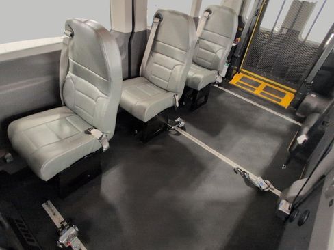 Used 2020 Ford Transit 350 XL RWD image 18