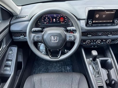 Certified 2024 Honda Accord EX image 28