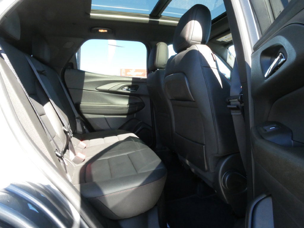 Certified 2024 Chevrolet TrailBlazer RS w/ Convenience Package AWD/4WD image 16