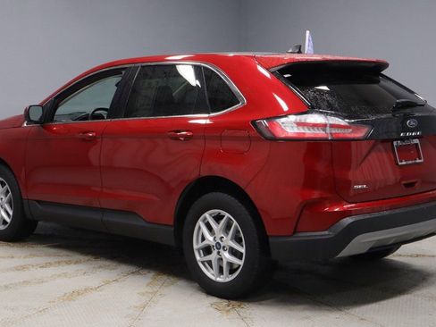 Certified 2022 Ford Edge SEL w/ Convenience Package image 10