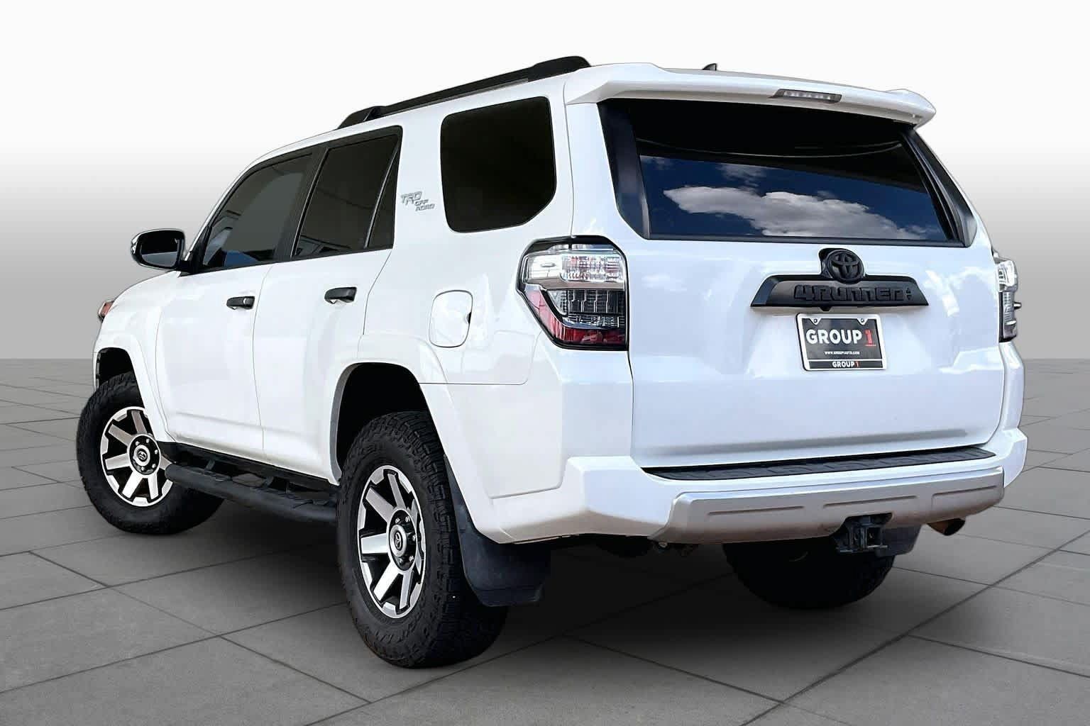 Used 2021 Toyota 4Runner TRD Off-Road Premium AWD/4WD image 11