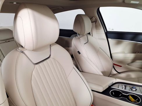 Certified 2026 Genesis G70 2.5T Prestige image 10