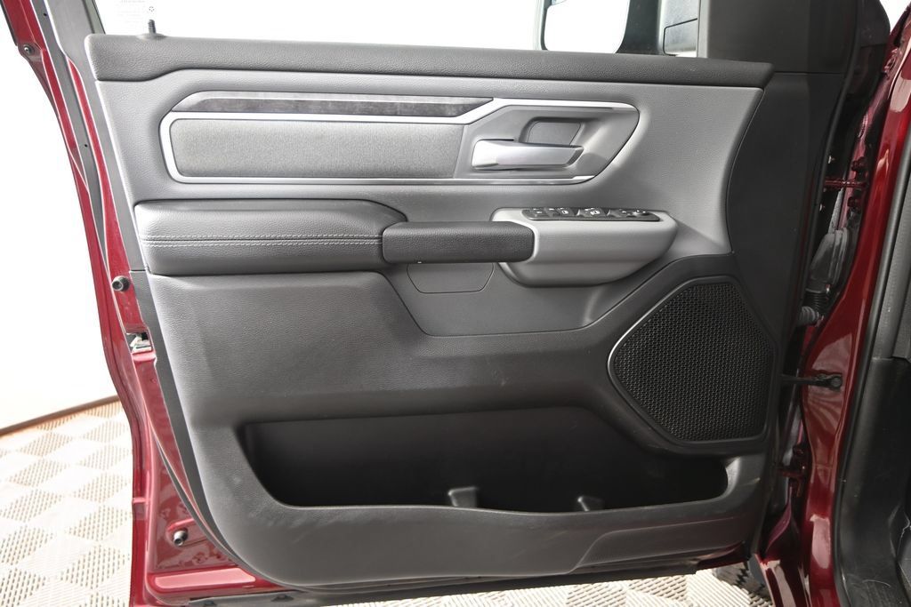 Used 2021 RAM 1500 Big Horn AWD/4WD image 18