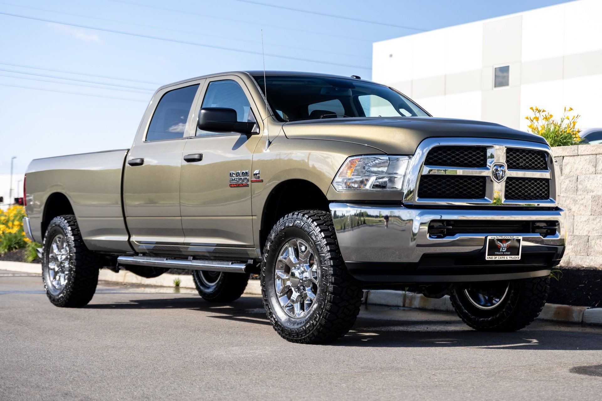 Used 2013 RAM 2500 Tradesman w/ Chrome Appearance Group AWD/4WD image 13
