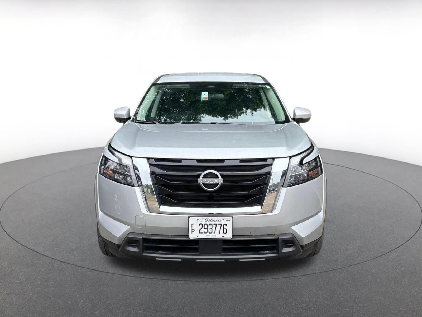 Used 2025 Nissan Pathfinder SV AWD/4WD image 3