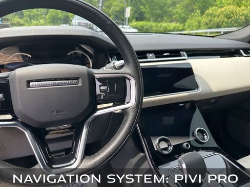 Used 2022 Land Rover Range Rover Velar R-Dynamic S image 2