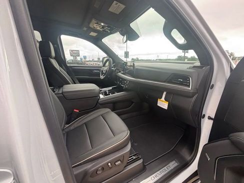 New 2026 Chevrolet Tahoe Premier AWD/4WD image 16