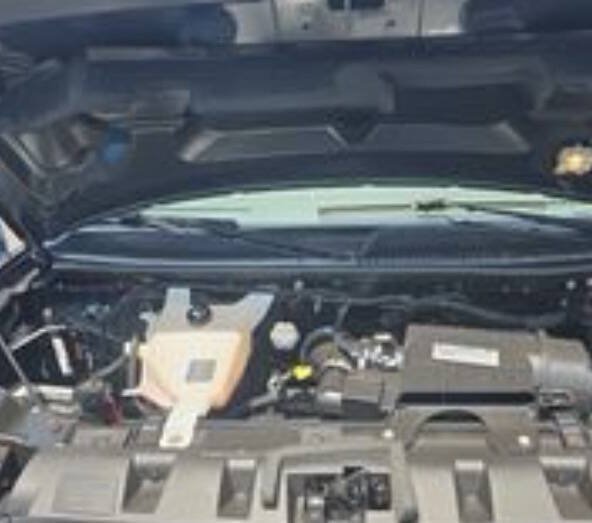 Used 2018 Chevrolet Express 2500 w/ Enhanced Convenience Package RWD image 15