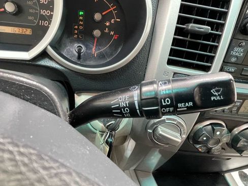 Used 2006 Toyota 4Runner SR5 image 15