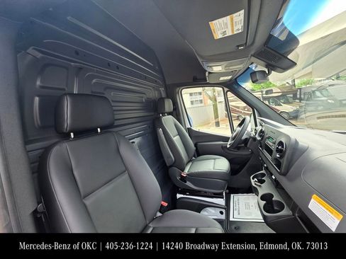 New 2026 Mercedes-Benz Sprinter 2500 image 12