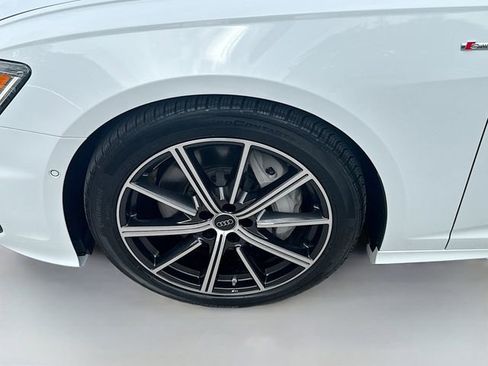 Used 2025 Audi A6 3.0T Premium AWD/4WD image 36
