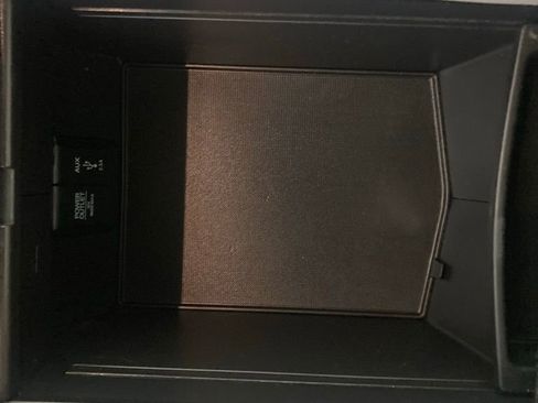 Used 2018 Honda Pilot Elite image 10