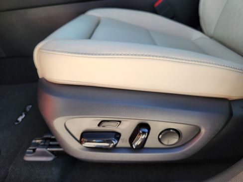 New 2026 Lexus RX 350 350h Luxury image 18