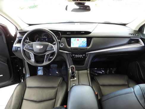 Used 2018 Cadillac XT5 Premium Luxury w/ LPO, Wheel Lock Package AWD/4WD image 44