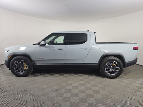 Used 2023 Rivian R1T Adventure AWD/4WD image 2