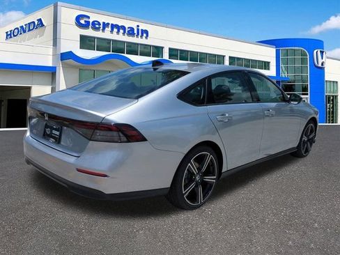 New 2026 Honda Accord SE image 3
