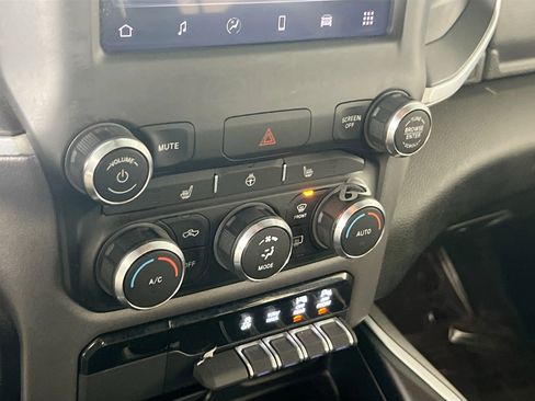 Used 2022 RAM 1500 Big Horn image 15