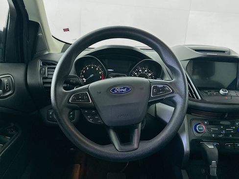 Used 2017 Ford Escape SE w/ Equipment Group 201A AWD/4WD image 18
