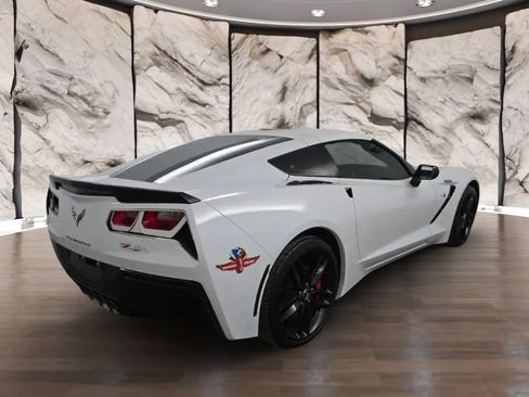 Used 2015 Chevrolet Corvette Stingray Coupe image 4