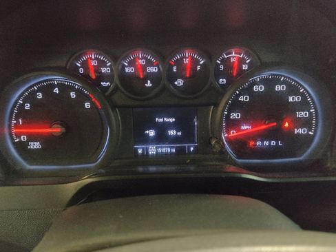 Used 2021 Chevrolet Silverado 1500 Custom Trail Boss AWD/4WD image 23