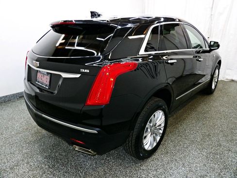 Used 2019 Cadillac XT5 FWD image 6