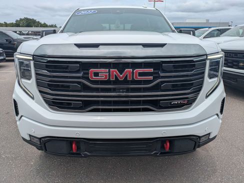 Used 2022 GMC Sierra 1500 AT4 w/ AT4 Premium Package AWD/4WD image 7