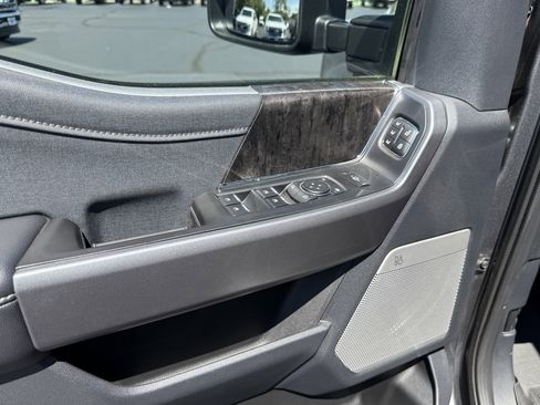 New 2025 Ford F250 Lariat w/ Lariat Ultimate Package image 3