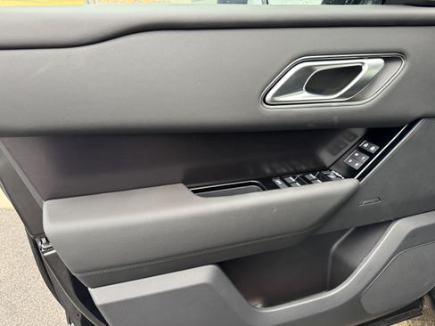 New 2026 Land Rover Range Rover Velar Dynamic SE AWD/4WD image 9