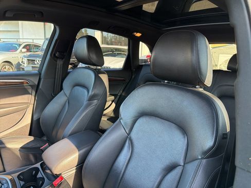 Used 2016 Audi Q5 2.0T Premium Plus w/ Technology Package image 39