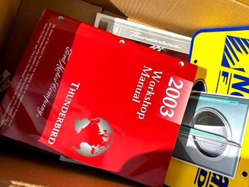 Used 2003 Ford Thunderbird Deluxe image 25