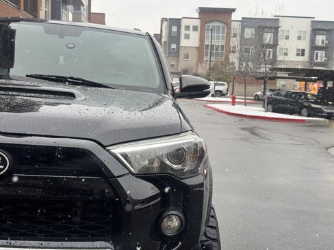 Used 2016 Toyota 4Runner Trail Premium image 11