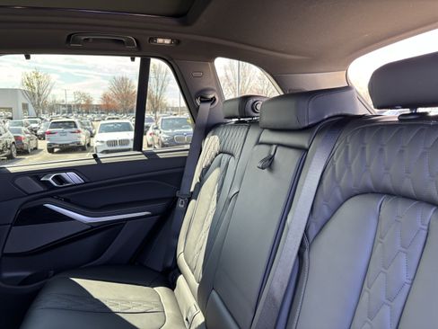 New 2026 BMW X5 xDrive40i w/ Executive Package AWD/4WD image 33