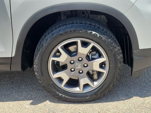 Used 2023 Honda Passport TrailSport image 13