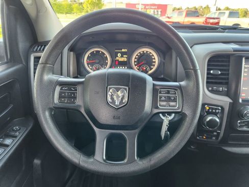 Used 2019 RAM 1500 Express w/ Wheel & Sound Group AWD/4WD image 19