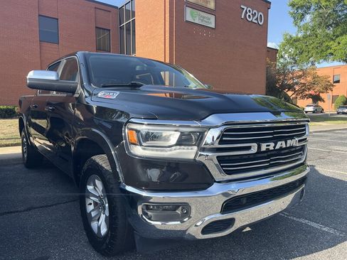 Used 2020 RAM 1500 Laramie AWD/4WD image 5