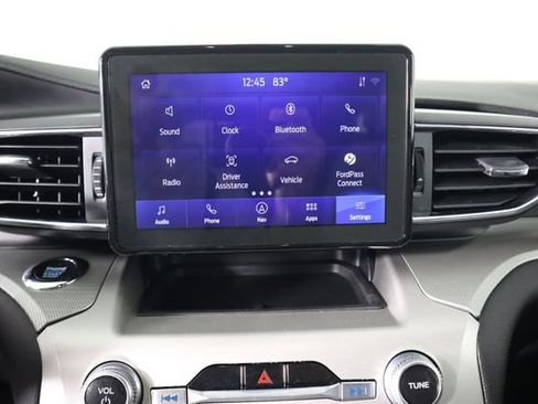 Used 2021 Ford Explorer XLT w/ Equipment Group 202A AWD/4WD image 47