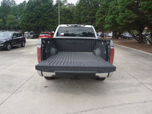Used 2023 Toyota Tundra Limited AWD/4WD image 18