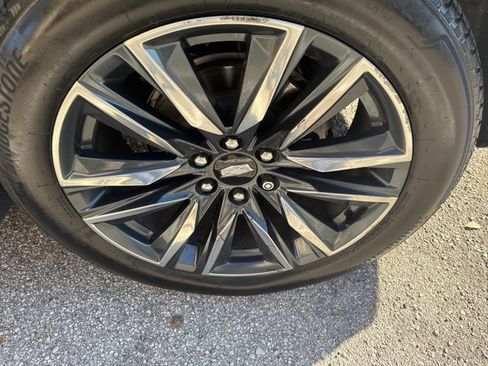 Used 2022 Cadillac Escalade Sport Platinum image 10